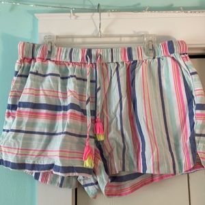 XL Vineyard Vines Draw String Multi Color Shorts